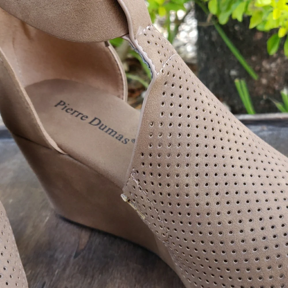 Womens Wedge Sandals Taupe w/ Ankle Straps - Picture 7 of 8